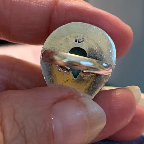 Genuine Howlite silver ring. Size 4 - Picture 6 of 9